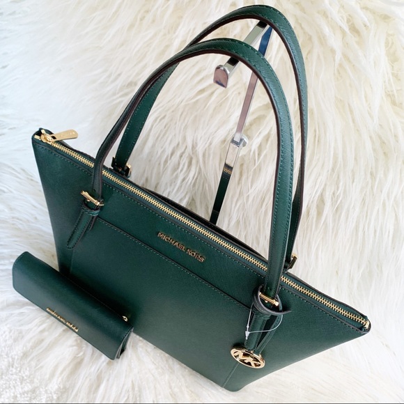 NWT Michael Kors Ciara Tote & Wallet - Picture 4 of 8